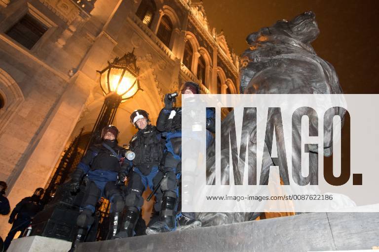 Demonstration against government because of the changes in labor law in Budapest. 2018.12.13. Photo:Vörös Szilárd