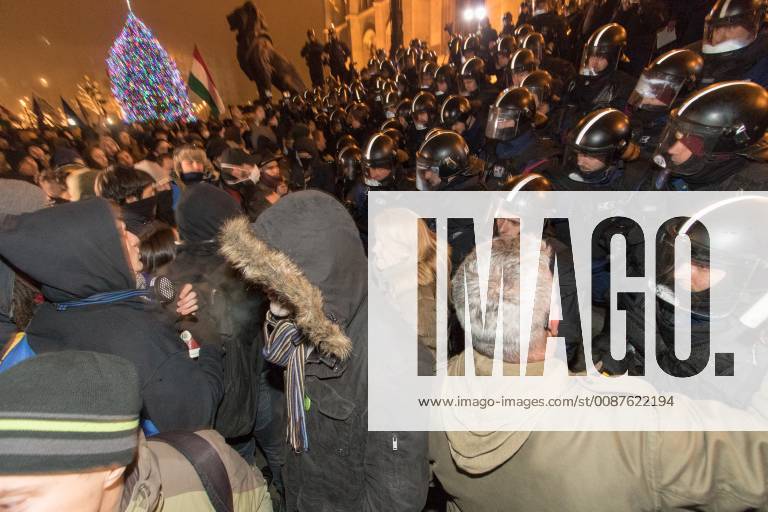Demonstration against government because of the changes in labor law in Budapest. 2018.12.13. Photo:Vörös Szilárd