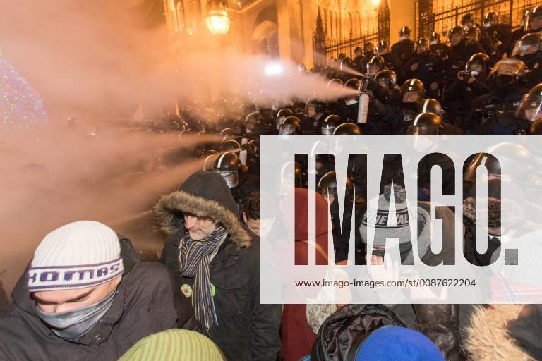 Demonstration against government because of the changes in labor law in Budapest. 2018.12.13. Photo:Vörös Szilárd