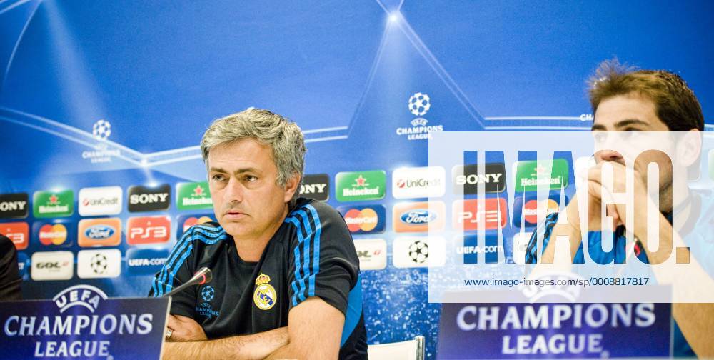 Real Madrid - Olympique Lyonnais ( Lyon ) UEFA CHAMPIONS LEAGUE 2011-2012 Group D - matchday 3 Jose Mourinho, captain of Real Madrid C.F., speaking to the press in Valdebebas before the match