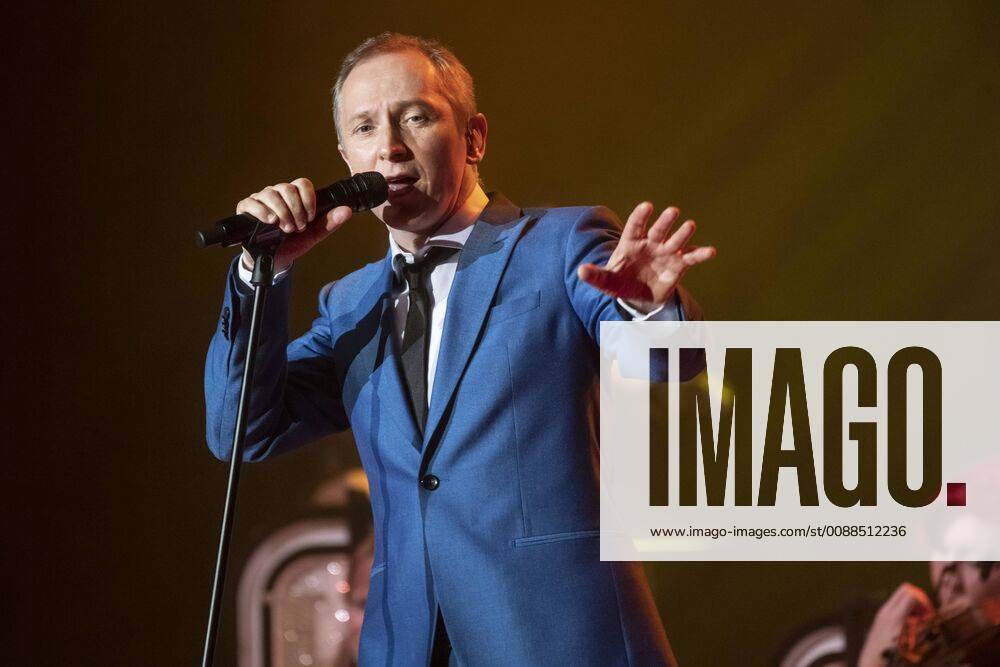 Helmut Lotti in der Jahrhunderthalle Frankfurt Der belgische Sänger Helmut Lotti und das The Golden Symphonic Orchestra spielten am 16.01.2019 in Konzert in der Jahrhunderthalle Frankfurt. Der 49-jährige gilt als erfolgreichster Sänger der belgischen Region Flandern.