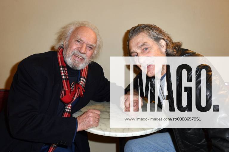 Achim Wolff und Winfried Glatzeder bei der Premiere des Theaterstücks Hase Hase in der Komödie am Kurfürstendamm im Schiller Theater. Berlin