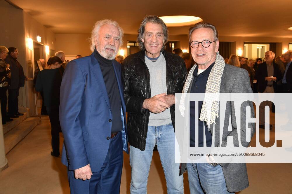 Achim Wolff, Winfried Glatzeder und Jürgen Heinrich bei der Premiere des Theaterstücks Hase Hase in der Komödie am Kurfürstendamm im Schiller Theater. Berlin