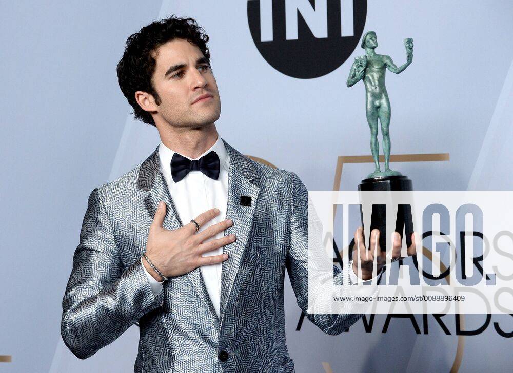 Darren Criss appears backstage with the award for Outstanding Performance by a Male Actor in a Miniseries or Television Movie in The Assassination of Gianni Versace: American Crime Story during the 25th annual SAG Awards held at the Shrine Auditorium in Los Angeles on January 27, 2019. The Screen Actors Guild Awards will be broadcast live on TNT and TBS. LAP20190127336 JIMxRUYMEN