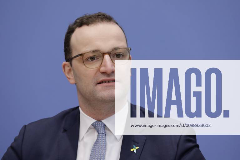 Bundesminister für Gesundheit Jens Spahn, Deutschland, Berlin, Bundespressekonferenz, Thema: Nationale Dekade gegen Krebs