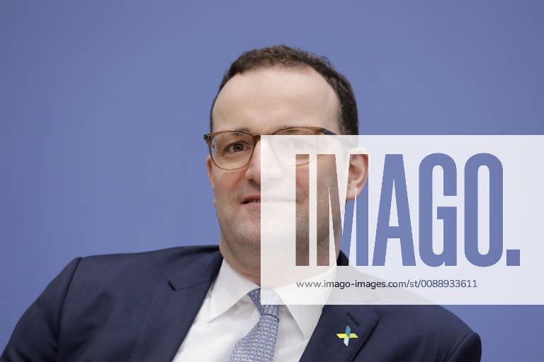 Bundesminister für Gesundheit Jens Spahn, Deutschland, Berlin, Bundespressekonferenz, Thema: Nationale Dekade gegen Krebs
