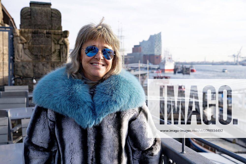 Suzi Quatro - Portrait Porträt;Suzi Quatro stellt ihr neues Album No Control im Hard Rock Cafe Hamburg vor - Medientag - Susi Quadro, Hamburg Hamburg Deutschland Hard Rock Cafe St. Pauli Landung