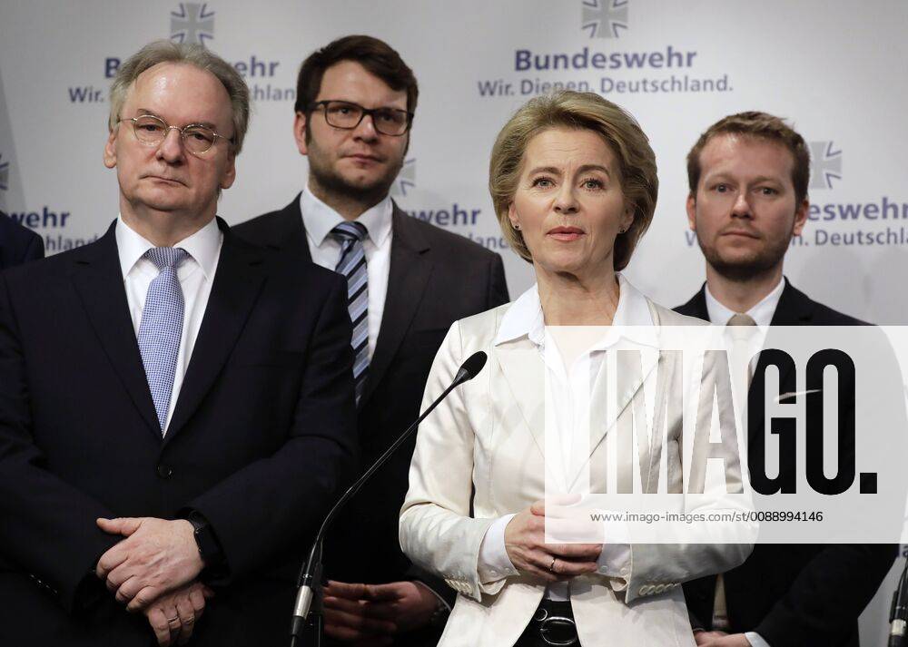 Reiner Haseloff , Ministerpräsident des Landes Sachsen-Anhalt, Marian Wendt, CDU, Ursula von der Leyen, Bundesministerin der Verteidigung, Christoph Bernstiel, CDU, Deutschland, Berlin, BMI und BMVg geben Standort für neue Cyberagentur bekannt