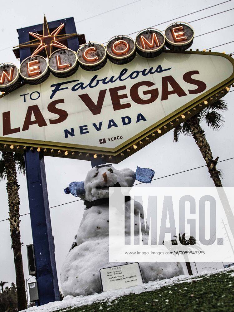 Las Vegas, Nevada, U.S. - Snowfall in Las Vegas allowed for a snowman to be built in front of the famous Welcome To Fabulous Las Vegas sign. The snowman was built in the middle of the night between 2:30am and 5:30 by Shane C of @LasVegas_Restaurants. Las Vegas U.S. - ZUMAb35_ 20190221_new_b35_012