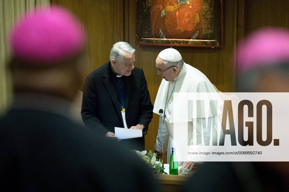 NO FRANCE - NO SWITZERLAND: February 23, 2019 : Pope Francis speaks with Father Federico Lombardi during a Vatican s conference on dealing with sex abuse by priests The Protection Of Minors In The Church , at the Vatican.