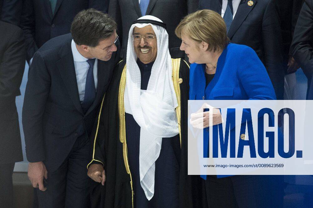 Prime Minister of the Netherlands Mark Rutte (L) and Chancellor of Germany Angela Merkel (R) pictured at the family photo ahead of the EU - League of Arab States summit, in Sharm el-Sheikh, Egypt, Sunday 24 February 2019. LAURIExDIEFFEMBACQ 05537991