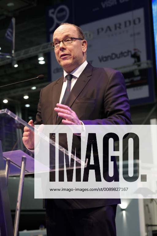 Fürst Albert II von Monaco bei der Verleihung des ocean tribute award 2019 auf der 50. boot in Düsseldorf. Düsseldorf Messehalle 6 Nordrhein-Westfalen Deutschland