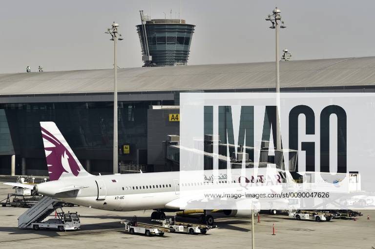 Airbus A321der Qatar Airways auf dem Hamad International Airport in Doha, Katar, Asien