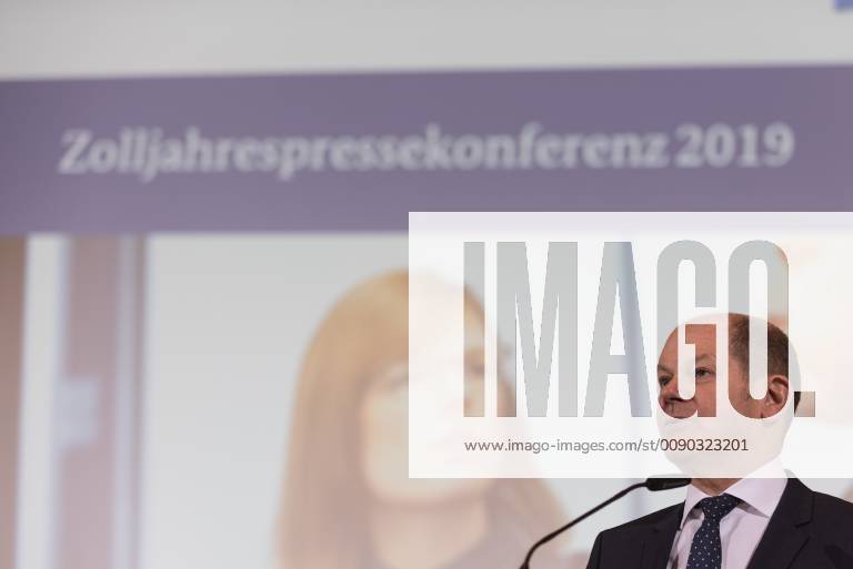 Bundesminister der Finanzen, Olaf Scholz von der Sozialdemokratischen Partei (SPD) spricht waehrend der Jahrespressekonferenz des Zoll am 25.03.2019 im Bundesministerium der Finanzen in Berlin, Deutschland. Auf der Pressekonferenz wird die Zoll-Jahresbilanz 2018 vorgestellt.
