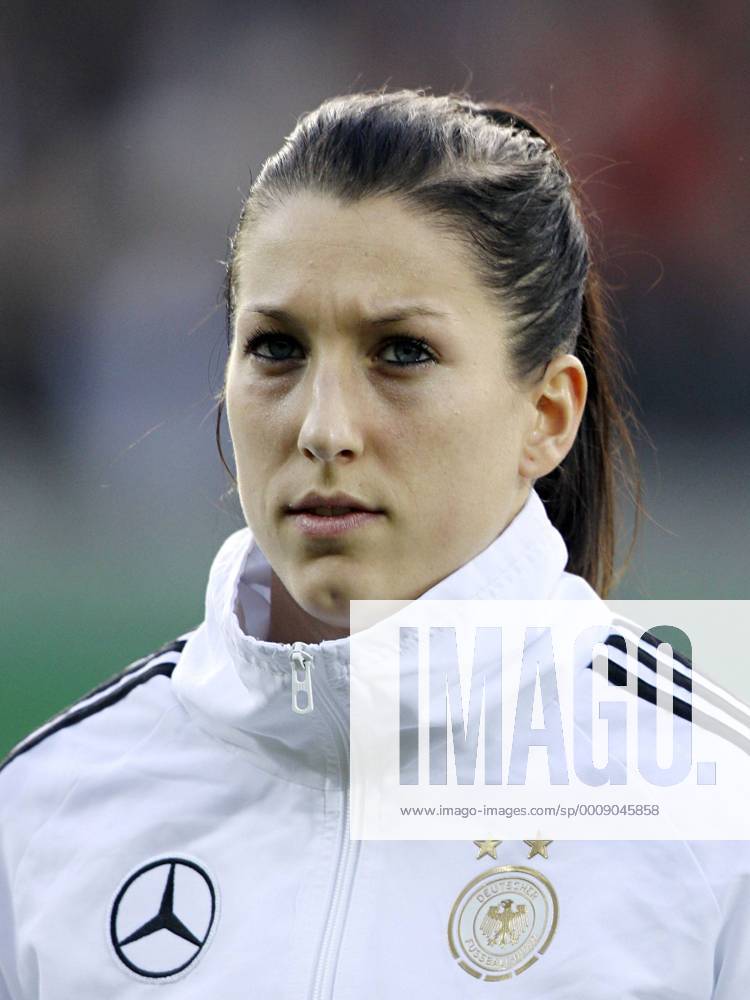Fussball, Länderspiel, Frauen, Deutschland vs. Kasachstan, Verena Faißt (GER) Wiesbaden