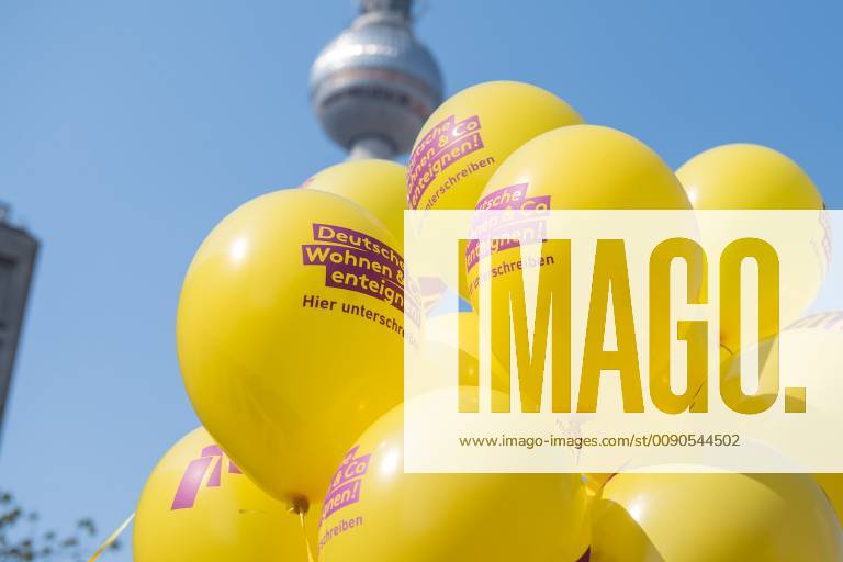 In Berlin haben am Samstag (06.04.19) mehrere Zehntausend Menschen fuer bezahlbaren Wohnraum und gegen Verdraengung durch steigende Mieten demonstriert. Aufgerufen zu der Demonstration hatte das Buendnis Gemeinsam gegen Verdraengung und Mietenwahnsinn . Die Demonstration und dazugehoerige Aktionstage sind ein Gemeinschaftsprojekt von ueber 280 mieten- und stadtpolitischen Gruppen, Vereinen, Verbaenden, sozialen Einrichtungen und vielen weiteren Organisationen aus dem ganzen Bundesgebiet. Demonstrationen und Aktionen fanden bundesweit in 24 Staedten und europaweit in Spanien, Niederlande, Italien, Belgien, Ungarn, Rumaenien, Irland, Portugal, Grossbritannien, Zypern, Mallorca, Frankreich statt. (Siehe epd-Meldung vom 06.04.2019) Mietenwahnsinn-Demo in Berlin