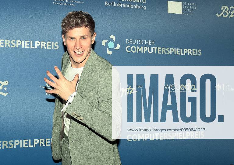 Entertainment eSports, Verleihung des deutschen - Computerspielpreis 2019, v.l.Lukas Sauer, Schauspieler und Model bei der Verleihung des Deutschen Computerspielpreises 2019 im Admiralspalast Berlin. Berlin