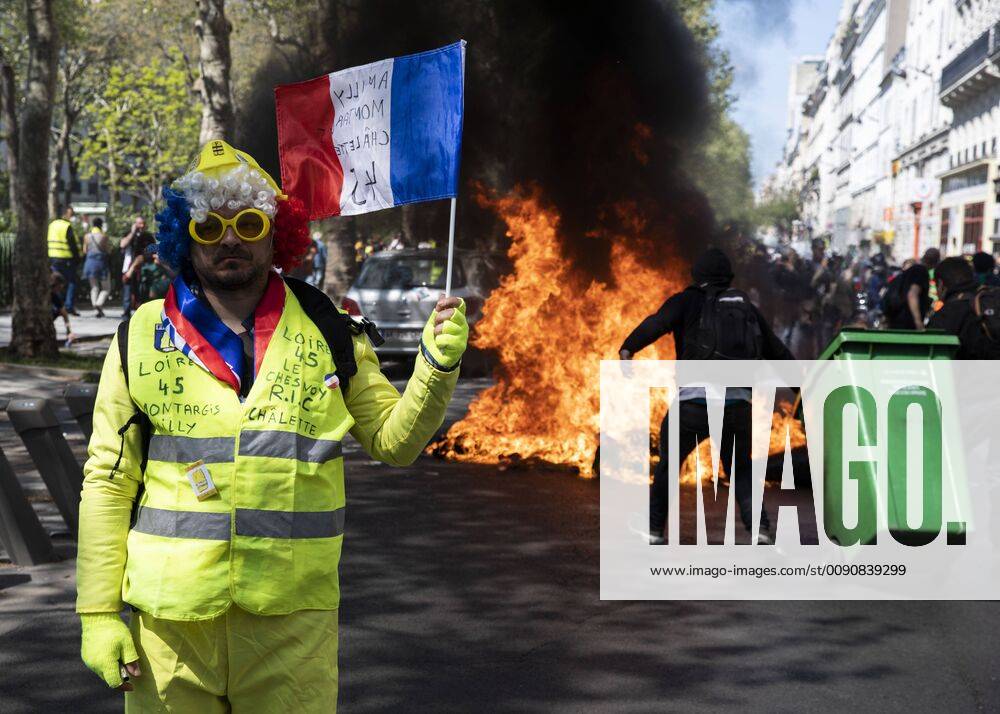 - Act 23 of the Yellow Vests movement around Place de la Republique.
