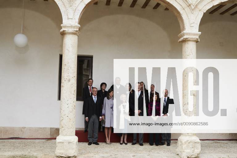 Alcala De Henares, Madrid, Spain - King Felipe VI of Spain, Queen Letizia of Spain, Ida Vitale attends Cervantes Award to Ida Vitale at Alcala de Henares University on April 23, 2019 in Alcala de Henares, Spain Alcala De Henares Spain - ZUMAg15_ 20190423_zaf_g15_041