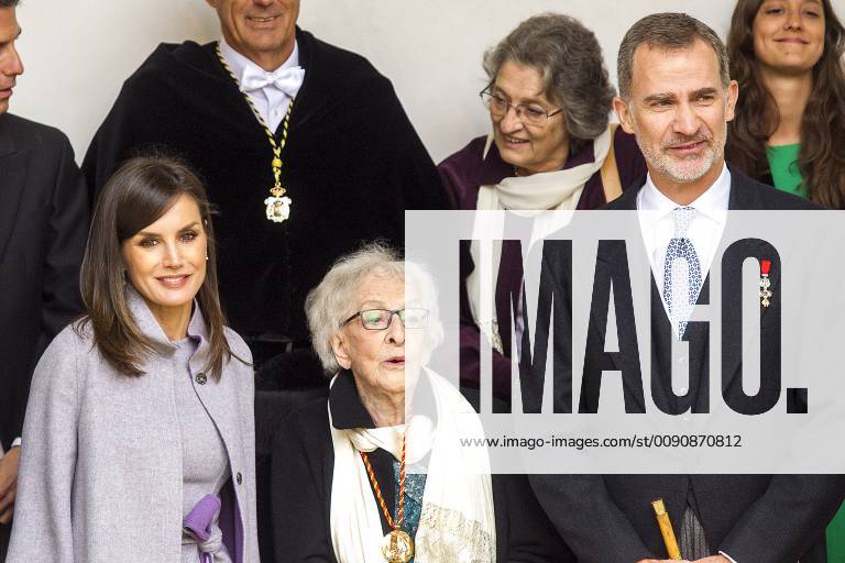 King Felipe VI of Spain, Queen Letizia and Uruguayan poet Ida Vitale (C) during the Cervantes Literature Prize ceremony at the University of Alcala in Madrid on April 23, 2019. (20190423037)