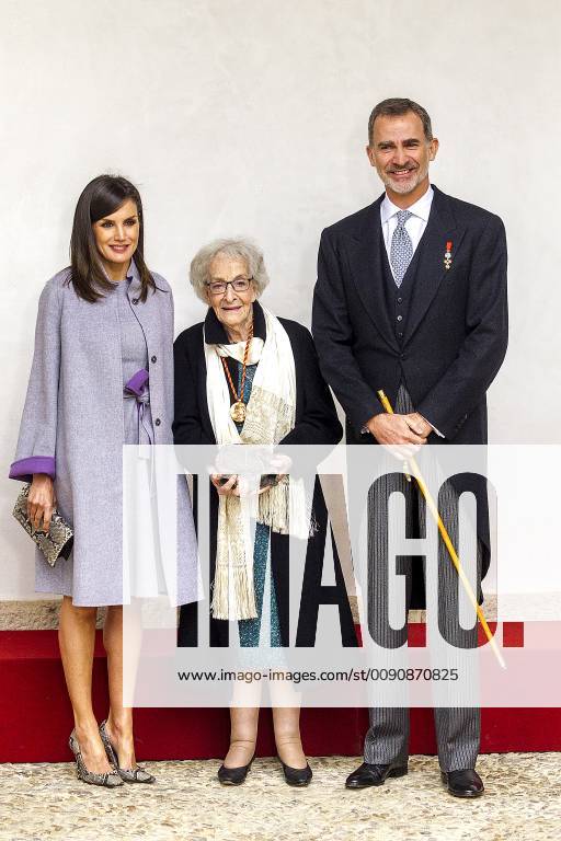 King Felipe VI of Spain, Queen Letizia and Uruguayan poet Ida Vitale (C) during the Cervantes Literature Prize ceremony at the University of Alcala in Madrid on April 23, 2019. (20190423029)