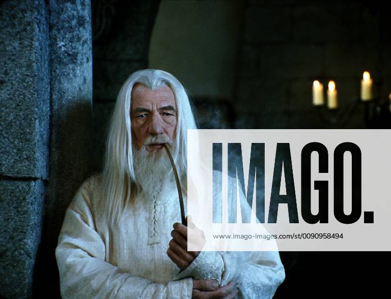 DER HERR DER RINGE - DIE RüCKKEHR DES KÖNIGS The Lord of the Rings: The Return of the King USA NZ 2003 Peter Jackson Gandalf (IAN MCKELLEN) Regie: Peter Jackson aka. The Lord of the Rings: The Return of the King DER HERR DER RINGE - DIE RüCKKEHR DES KÖNIGS USA NZ 2003