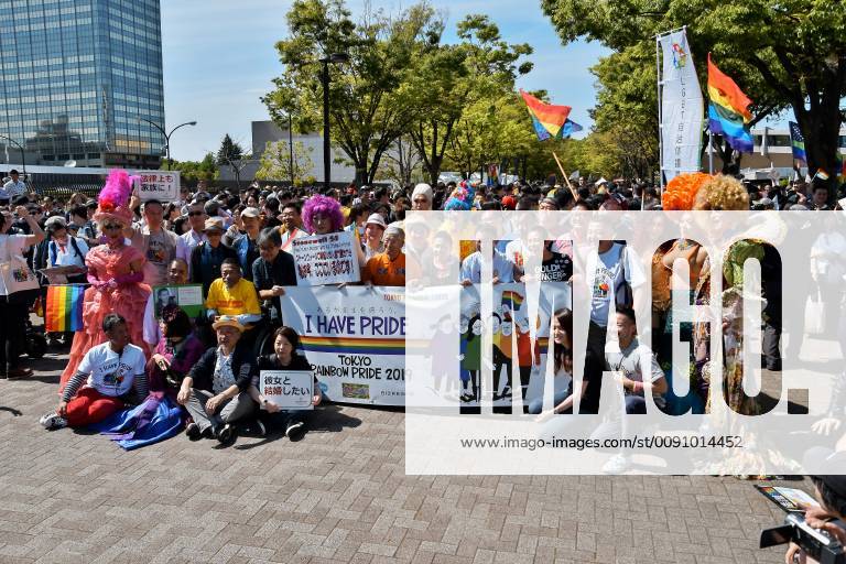 Participants pose for camera during the LGBT community(lesbian, gay, bisexual and transgender) support event Tokyo Rainbow Pride 2019 in Tokyo, Japan on April 28, 2019. TKP2019042817 KEIZOxMORI