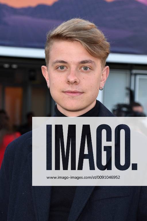 Jonas Ems beim Young Icons Award 2019 im Kosmos in Berlin am 30.04.2019
