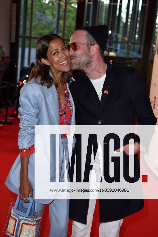 Rabea Schif mit Ehemann David Gergely beim Young Icons Award 2019 im Kosmos in Berlin am 30.04.2019