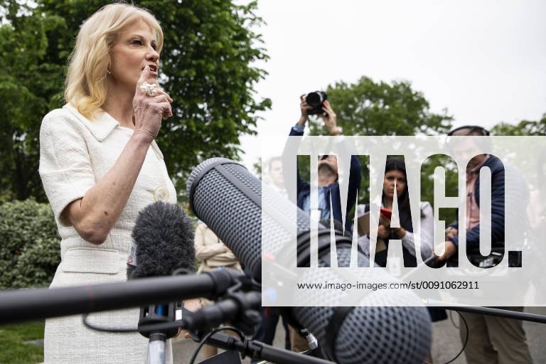 Washington, District of Columbia, U.S. - Kellyanne Conway, counselor to United States President Donald Trump, speaks with members of the media on the West Wing driveway at the White House in Washington, D.C. on May 1, 2019. Credit: CNP Washington U.S. - ZUMAs152 20190501_zaa_s152_012