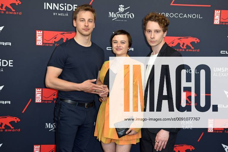 Timmi Trinks, Lena Urzendowsky, Jonathan Berlin beim BUNTE New Faces Award Film im Umspannwerk in Berlin am 02.05.2019
