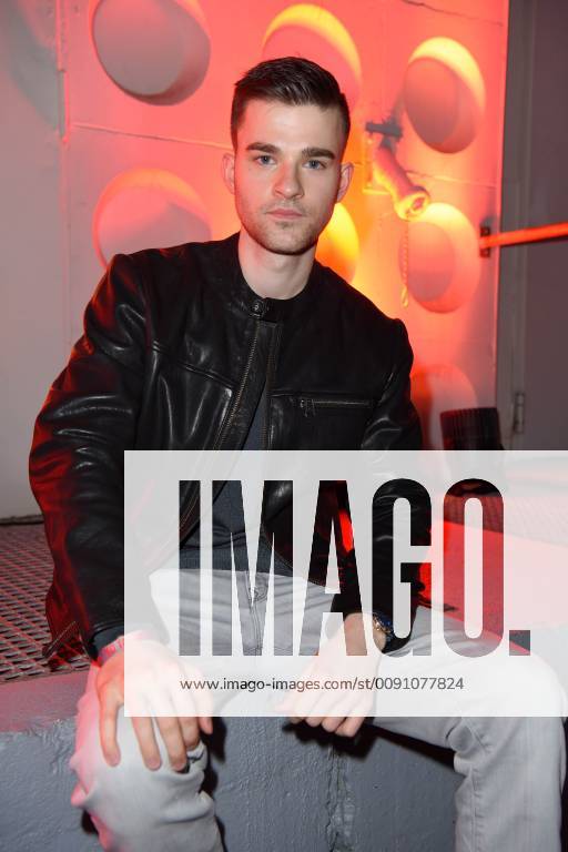 Patrick Moelleken beim BUNTE New Faces Award Film im Umspannwerk in Berlin am 02.05.2019