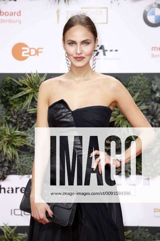 Elena Carriere bei der Verleihung des Deutschen Filmpreises 2019 in der Messe Berlin. Berlin