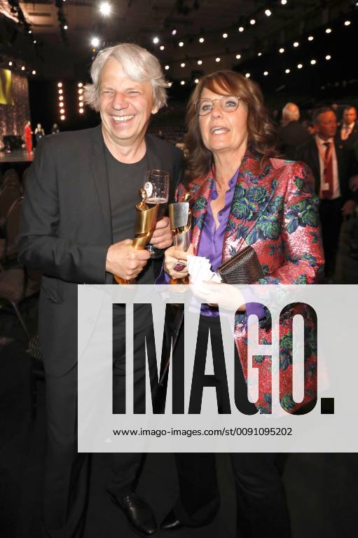 Andreas Dresen und Caroline Link bei der Verleihung des Deutschen Filmpreises 2019 in der Messe Berlin. Berlin