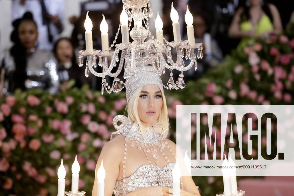 Katy Perry arrives on the red carpet at The Metropolitan Museum of Art s Costume Institute Benefit Camp: Notes on Fashion at Metropolitan Museum of Art in New York City on May 6, 2019. NYP2019050952 JOHNxANGELILLO