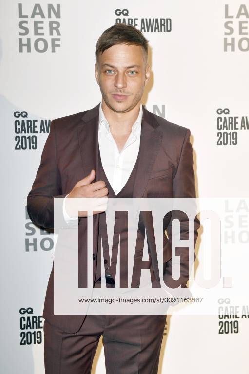 Tom Wlaschiha bei der Verleihung des GQ Care Award 2019 in der 20Â° Restobar. Düsseldorf