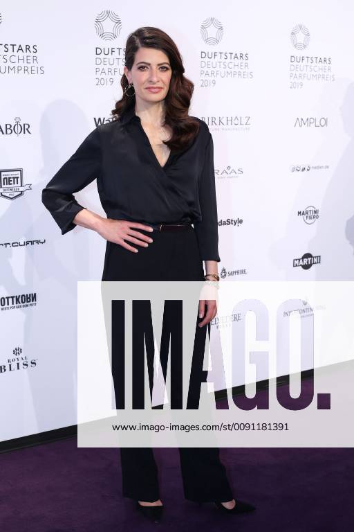 Linda Zervakis bei der Verleihung Deutscher Parfumpreis - Duftstars 2019 am 9.05.2019 in Düsseldorf Deutscher Parfumpreis Duftstars 2019 in Düsseldorf