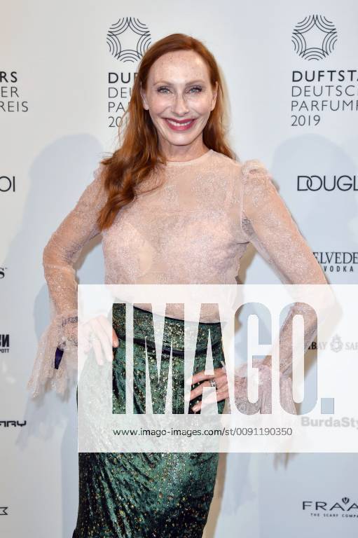 Andrea Sawatzki bei der 27. Verleihung des Deutschen Parfumpreises Duftstars 2019 auf der Rheinterrasse Düsseldorf. Düsseldorf