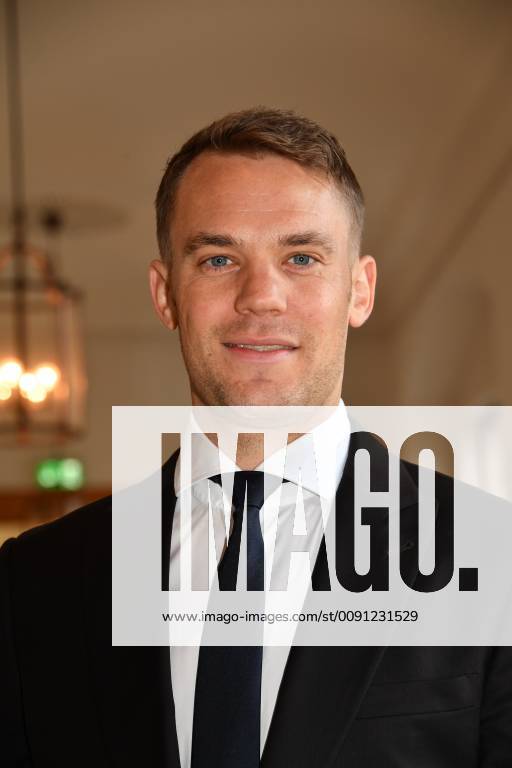Manuel Neuer Verleihung der Sozialmedaille Bayerische Staatsmedaille für soziale Verdienste Max-Joseph-Saal Residenz München 13. Mai 2019