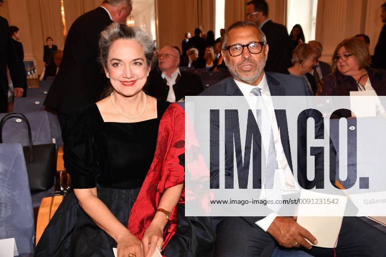 Irina Wanka und William Hartwig-Almer (Jimmy Hartwig) Verleihung der Sozialmedaille Bayerische Staatsmedaille für soziale Verdienste Max-Joseph-Saal Residenz München 13. Mai 2019