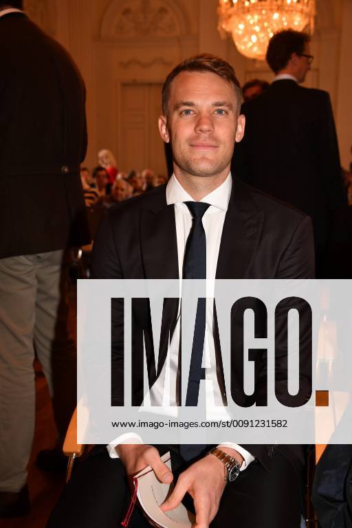 Manuel Neuer Verleihung der Sozialmedaille Bayerische Staatsmedaille für soziale Verdienste Max-Joseph-Saal Residenz München 13. Mai 2019