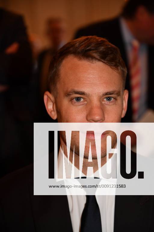 Manuel Neuer Verleihung der Sozialmedaille Bayerische Staatsmedaille für soziale Verdienste Max-Joseph-Saal Residenz München 13. Mai 2019