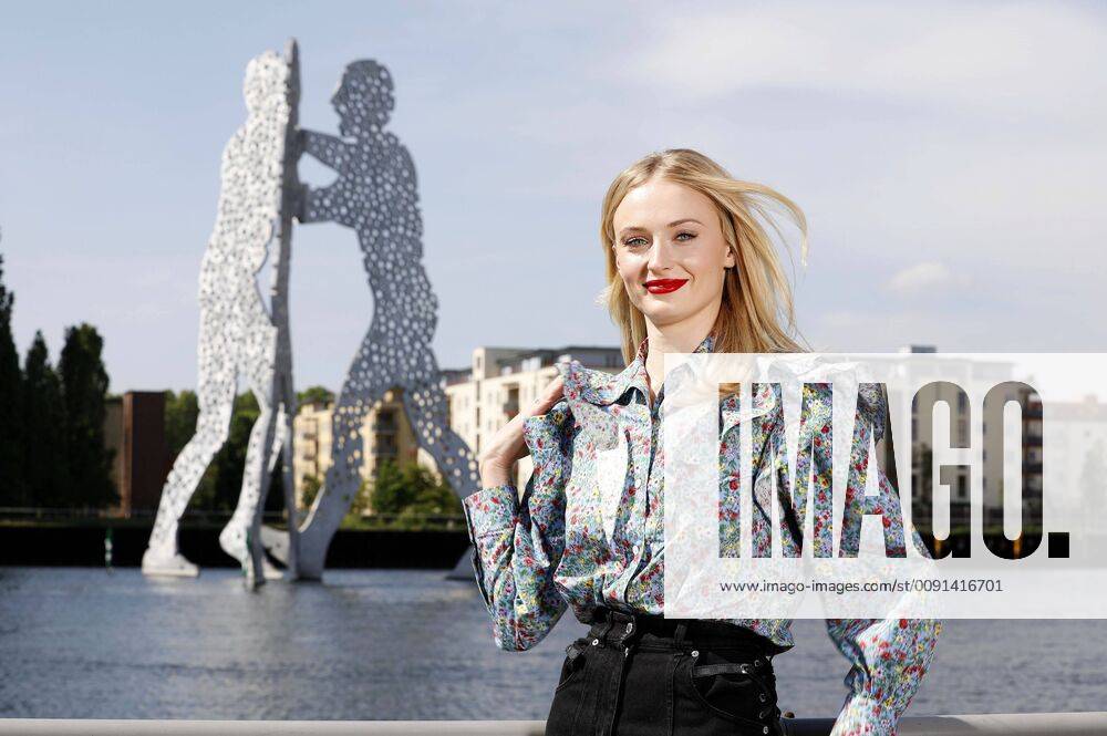 Entertainment Themen der Woche KW21 Sophie Turner beim Photocall zum Kinofilm X-Men: Dark Phoenix am Spreeufer. Berlin