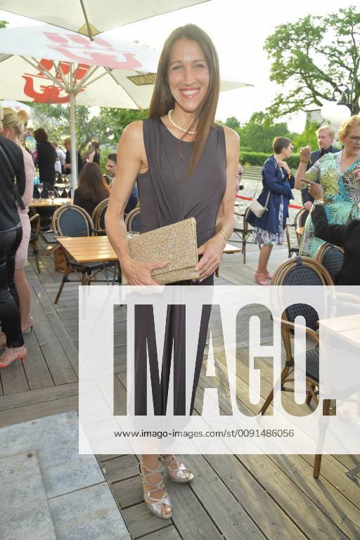 Deutscher Synchronpreis 2019 Claudia Urbschat -Mingues, deutsche Stimme von Angelina Jolie Ankunft zur Verleihung des Deutschen Synchronpreises 2019 im TIP am Kanzleramt in Berlin am 23.05.2019