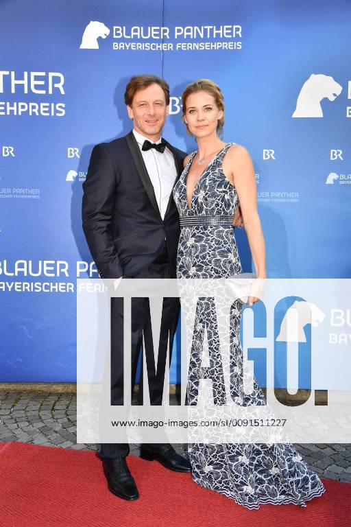 Hendrik Duryn und Jessica Ginkel Bayerische Fernsehpreis 2019 Verleihung des Bayerischen Fernsehpreis im Prinzregententheater München 23.Mai 2019