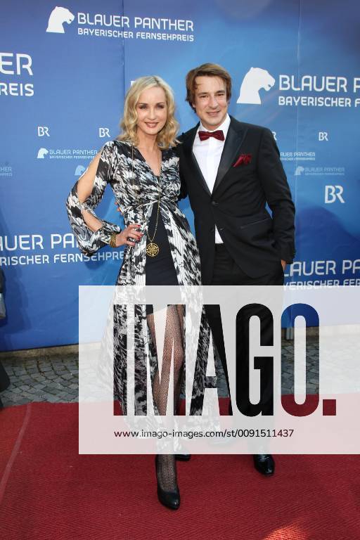 Isabella Huebner mit Sebastian Fischer, Bayerischer Fernsehpreis 2019 im Prinzregententheater in Muenchen am 25.05.2019
