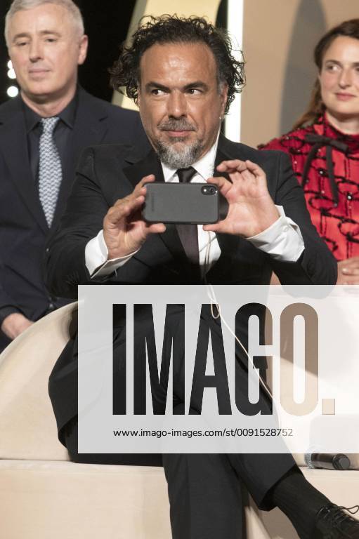 Alejandro Gonzalez Inarritu at the award ceremony during the 72nd Cannes Film Festival at the Palais des Festivals on May 25, 2019 in Cannes, France
