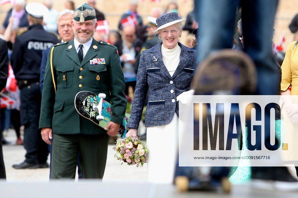 Denmark Queen Margrethe visiting Koege during her summer cruise in Denmark. At the City Hall the Queen recived a mini sculpture in bronze - a sculture called Hot Hands and visited the Center for Health, Training and Rehabilitation, the youth culture house Tapperiet where young skaters gave the Queen a skateboard, district Koege Kyst and Kjoege Mini-Town.