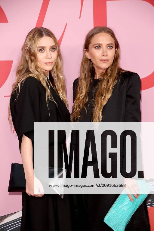 New York, New York, U.S. - MARY KATE OLSEN, ASHLEY OLSEN at the 2019 CFDA Fashion Awards,.The Brooklyn Museum, Brooklyn, NY.June 3, 2019.Photos by , Photos Inc. New York U.S. - ZUMAms4_ 20190603_zaf_ms4_025
