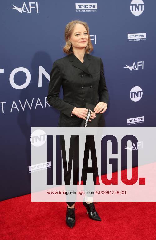 Hollywood, California - Jodie Foster. The American Film Institute s 47th Life Achievement Award Gala Tribute To Denzel Washington held at Dolby Theatre. Photo Credit: Faye Sadou AdMedia 240990 2019-06-06 CA Hollywood Etats-Unis